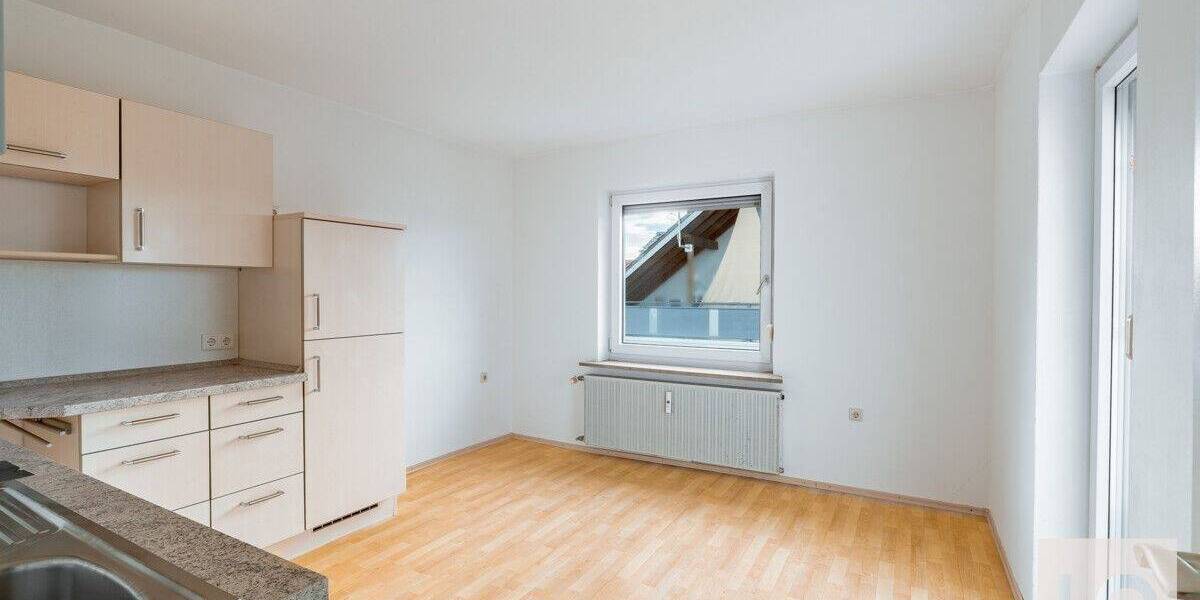 Mehrfamilienhaus, Wohnhaus Ingolstadt Mailing - 9 Zimmer, 260 m&sup2;, 639.000&euro; | Angebot:25745915