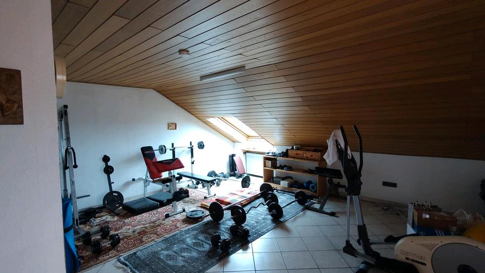 Reihenhaus Ingolstadt Nordost - 7 Zimmer, 210 m&sup2;, 650.000&euro; | Angebot:25392269