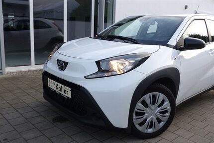 Toyota Aygo (X) 30.160 km 13.990 &euro; Bad Gögging 93333
