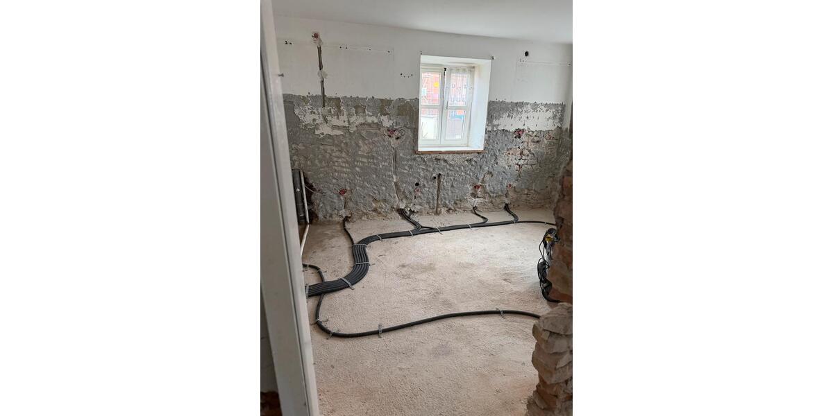 Einfamilienhaus Pförring - 2 Zimmer, 144 m&sup2;, 320.000&euro; | Angebot:25083208