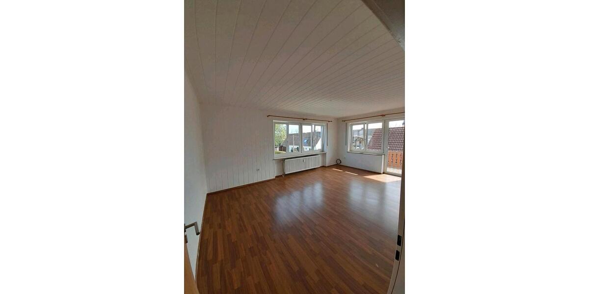 Etagenwohnung Königsmoos - 3 Zimmer, 87 m&sup2;, 850&euro; | Angebot:26409774