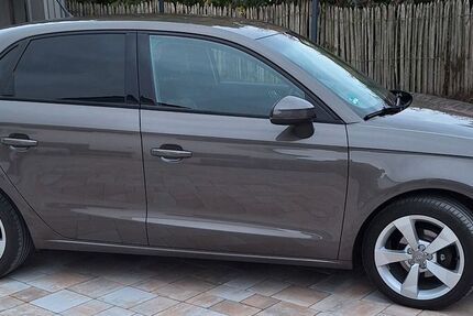 Audi A1 152.800 km 9.900 &euro; Brunnen 86564