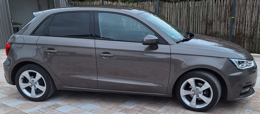 Audi A1 152.800 km 9.900 &euro; Ingolstadt 85055