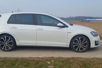 VW Golf 149.500 km 14.900 &euro; Neuburg 86633
