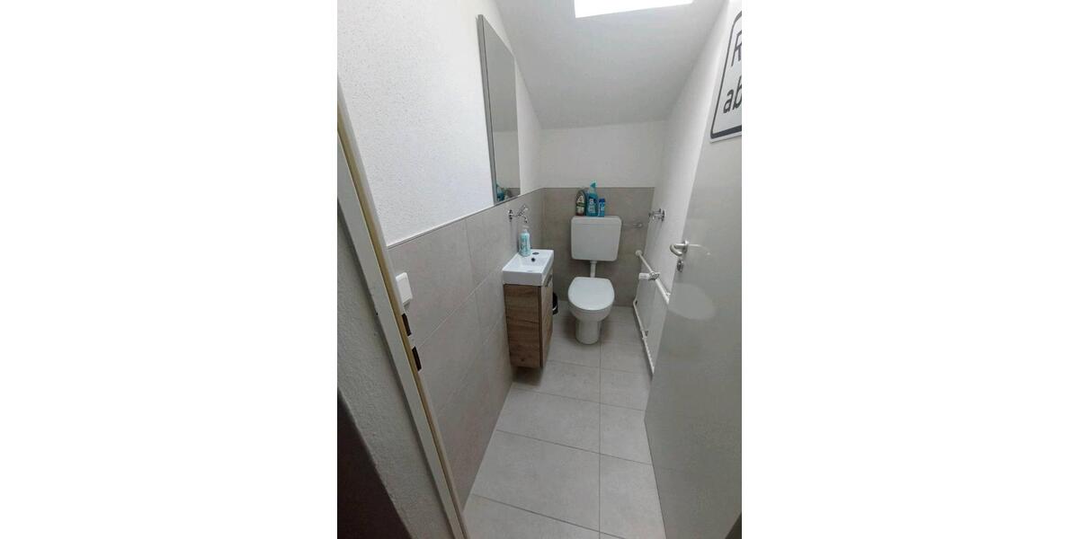 Etagenwohnung Ingolstadt - 7 Zimmer, 208 m&sup2;, 410&euro; | Angebot:25163838