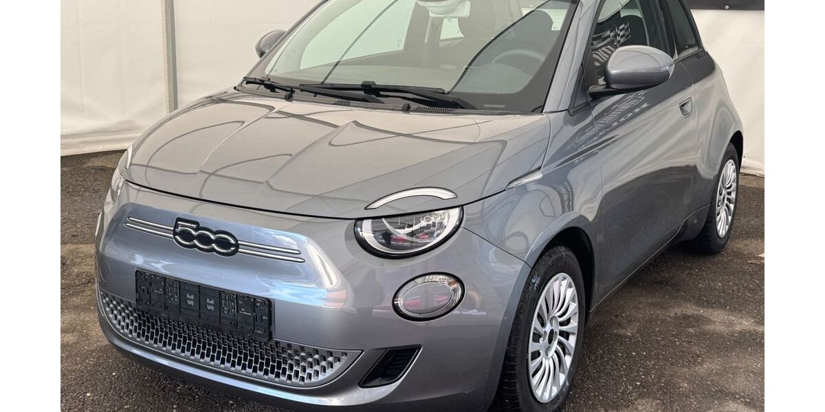 Fiat 500e 13.400 km 11.300 &euro; Langenmosen 86571