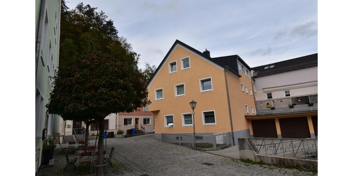 Mehrfamilienhaus, Wohnhaus Riedenburg - 10 Zimmer, 525.000&euro; | Angebot:23006710