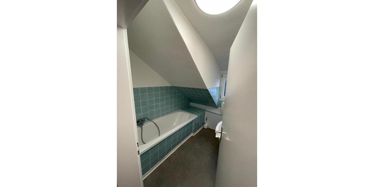 Etagenwohnung Ingolstadt Nordost - 3.5 Zimmer, 65 m&sup2;, 1.100&euro; | Angebot:26266134