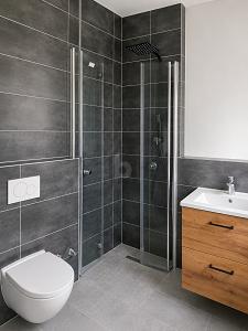 GROß, MODERN, ENERGIEEFFIZIENT NAHE INGOLSTADT - Doppelhaushälfte Großmehring | Angebot:26592474