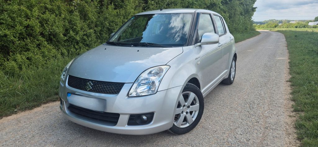 Suzuki Swift 104.500 km 3.390 &euro; Workerszell 85132