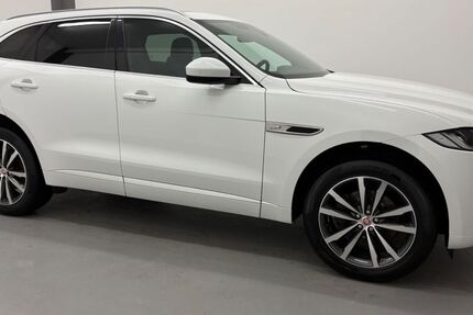 Jaguar F-Pace 93.200 km 28.450 &euro; Schrobenhausen 86529