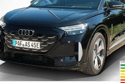 Audi Q4 e-tron 6.000 km 62.880 &euro; Pfaffenhofen 85276