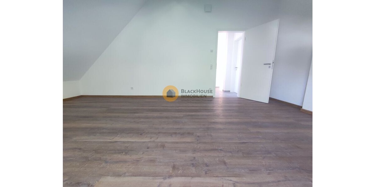 Alternative zum Haus: 6 Zimmer, 187 m² auf einer Ebene, citynah, Bj. 2022, Energie A+ - Mehrfamilienhaus, Wohnhaus Ingolstadt Südost | Angebot:25838779