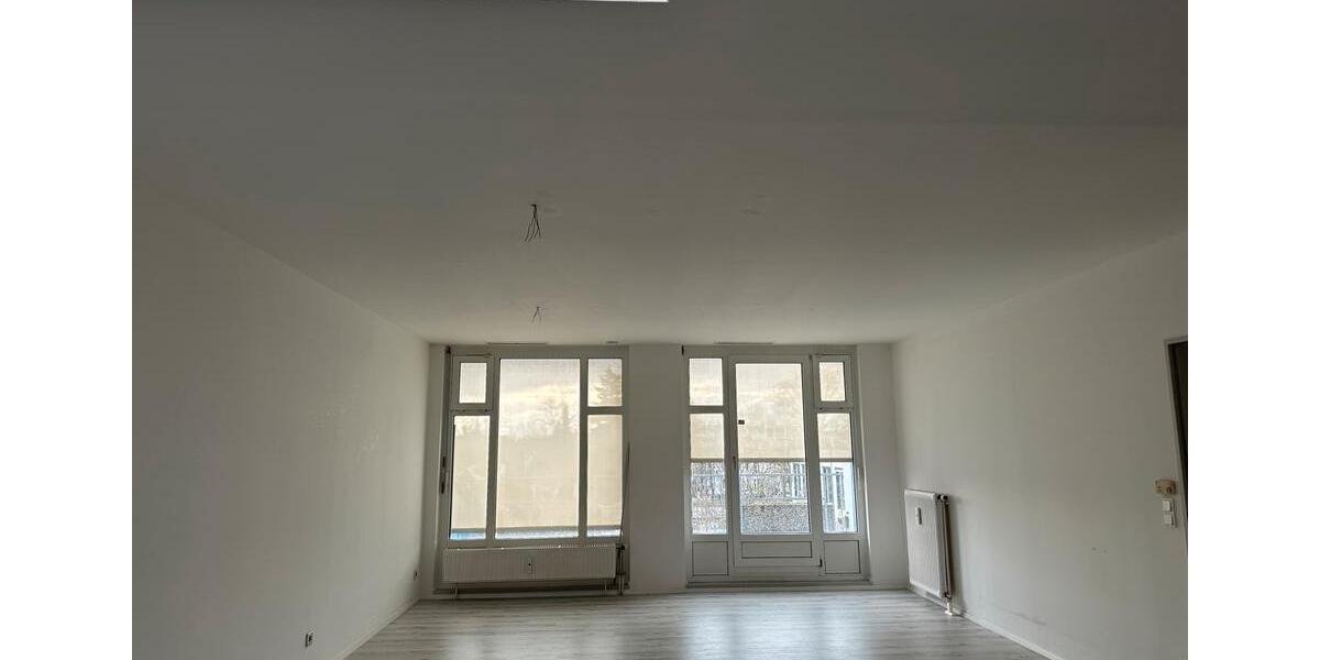 Einfamilienhaus Ingolstadt Friedrichshofen-Hollerstauden - 2 Zimmer, 85 m&sup2;, 1.350&euro; | Angebot:26113369