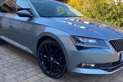 Skoda Superb 99.400 km 22.500 &euro; Ingolstadt 85051
