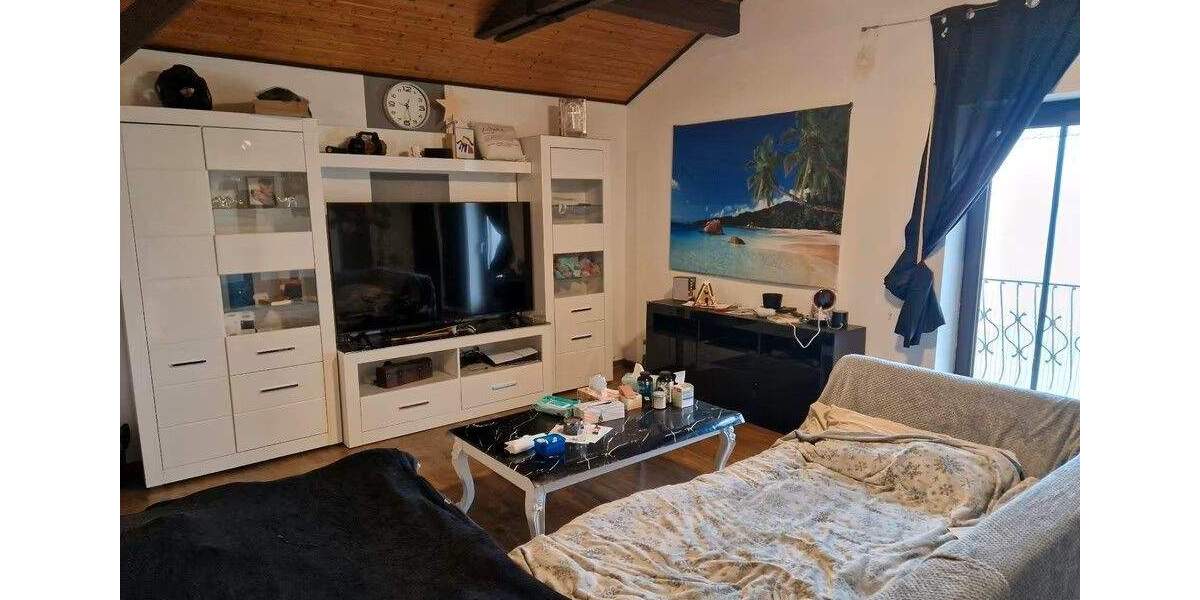 Mehrfamilienhaus, Wohnhaus Denkendorf Dörndorf - 8 Zimmer, 220 m&sup2;, 579.000&euro; | Angebot:25675836