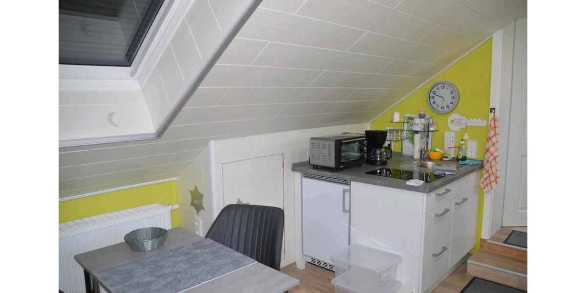Dachgeschoßwohnung Denkendorf - 1 Zimmer, 30 m&sup2;, 650&euro; | Angebot:26323445