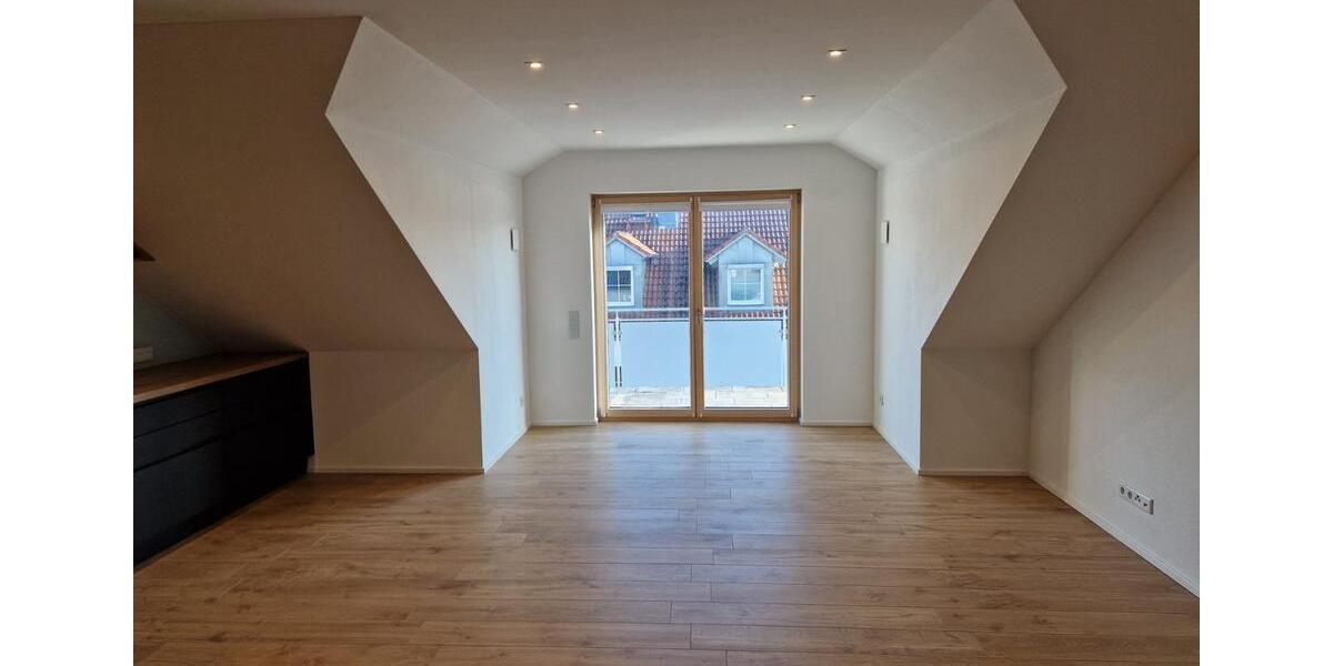 Dachgeschoßwohnung Ingolstadt - 2 Zimmer, 63 m&sup2;, 910&euro; | Angebot:25961669