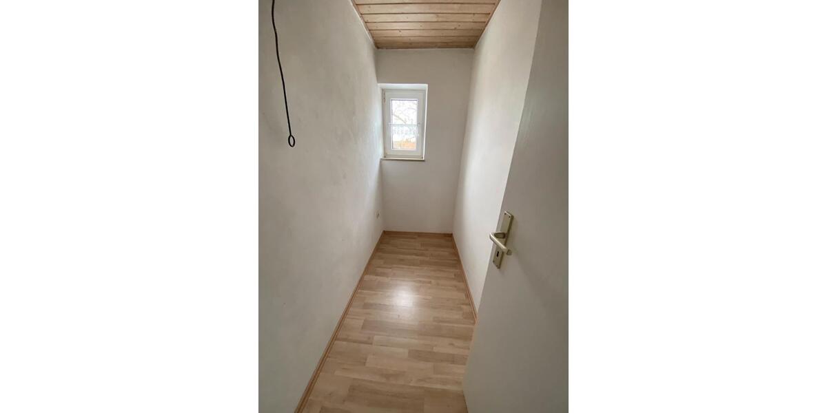 Dachgeschoßwohnung Ingolstadt Münchener Straße - 2 Zimmer, 50 m&sup2;, 800&euro; | Angebot:26653304