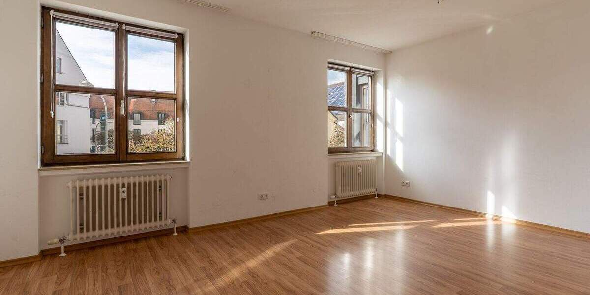 Etagenwohnung Neuburg an der Donau Neuburg - 3 Zimmer, 89 m&sup2;, 260.000&euro; | Angebot:25798765