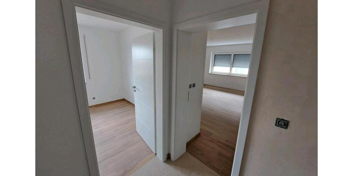 Erdgeschoßwohnung Großmehring - 4 Zimmer, 115 m&sup2;, 1.570&euro; | Angebot:27609518