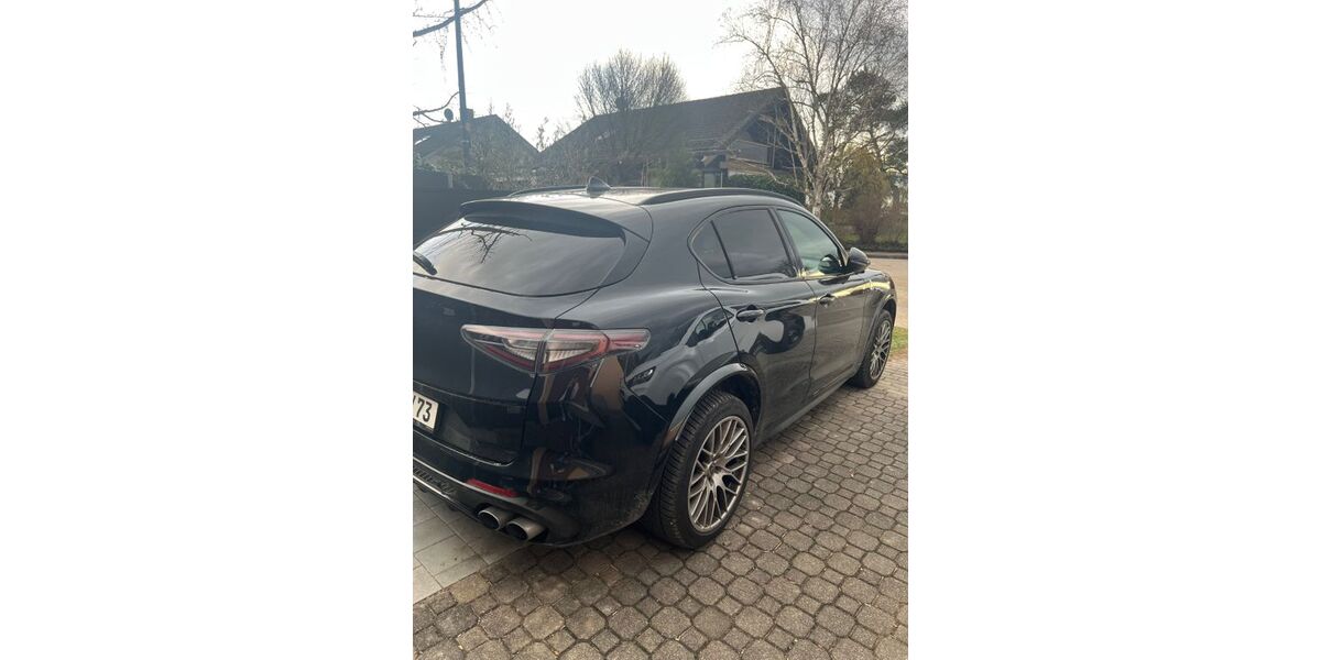 Alfa Romeo Stelvio 58.300 km 46.500 &euro; Wettstetten 85139