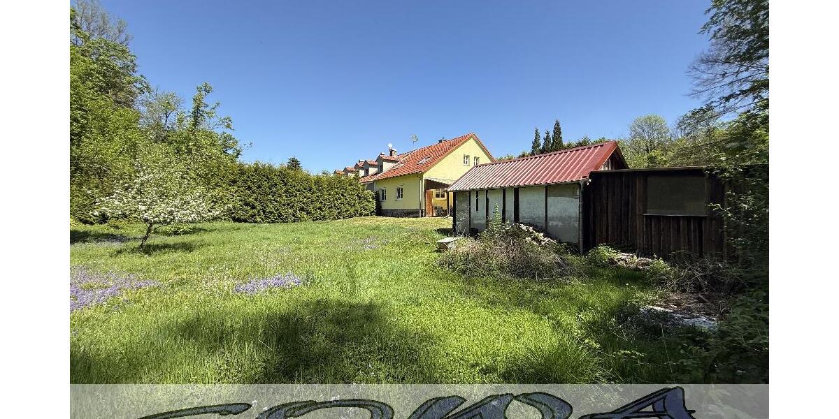 Attraktives Haus mit Ausbaupotential und mit großzügigem Grundstück und Waldfläche in Weichering - Ein Objekt von Ihrem Immobilienpartner SOWA Immobilien und Finanzen - Einfamilienhaus Weichering | Angebot:26060386