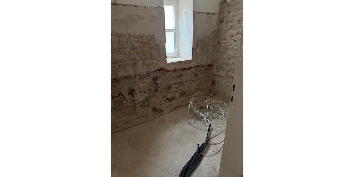 Einfamilienhaus Pförring - 2 Zimmer, 144 m&sup2;, 320.000&euro; | Angebot:25083208