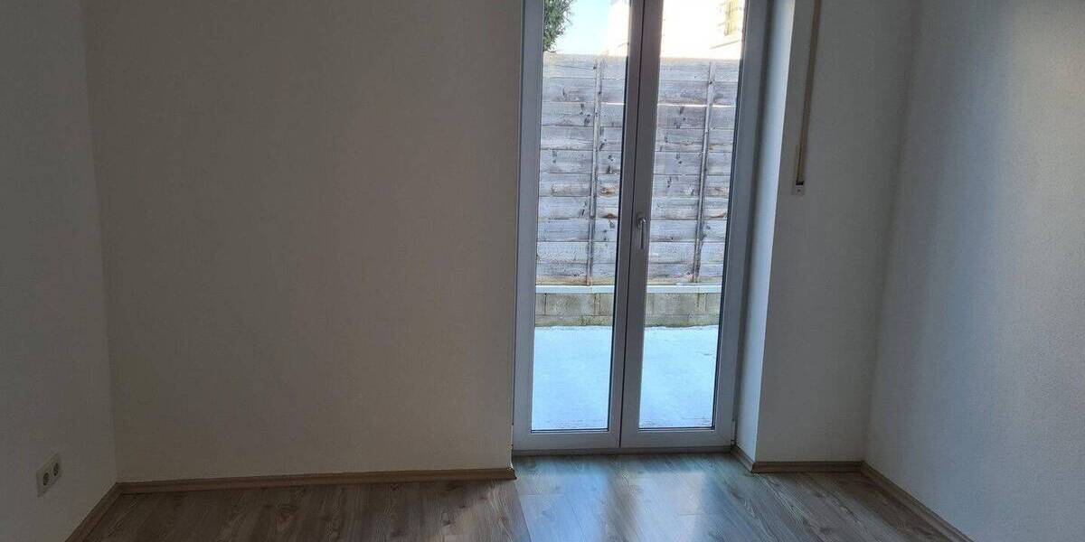Etagenwohnung Ingolstadt Südost - 2 Zimmer, 65 m&sup2;, 990&euro; | Angebot:26805704