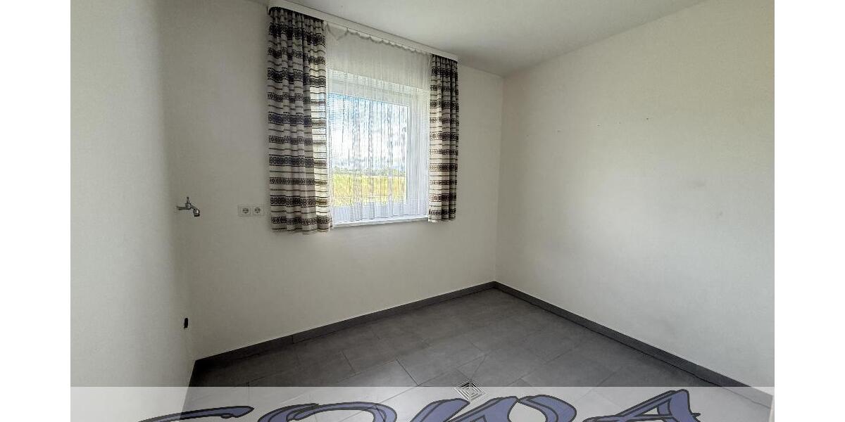 Einzugsbereites Zweifamilienhaus mit Keller, Doppelgarage und Wärmepumpe - Ein Objekt von SOWA Immobilien und Finanzen - Zweifamilienhaus Neuburg an der Donau | Angebot:24004432