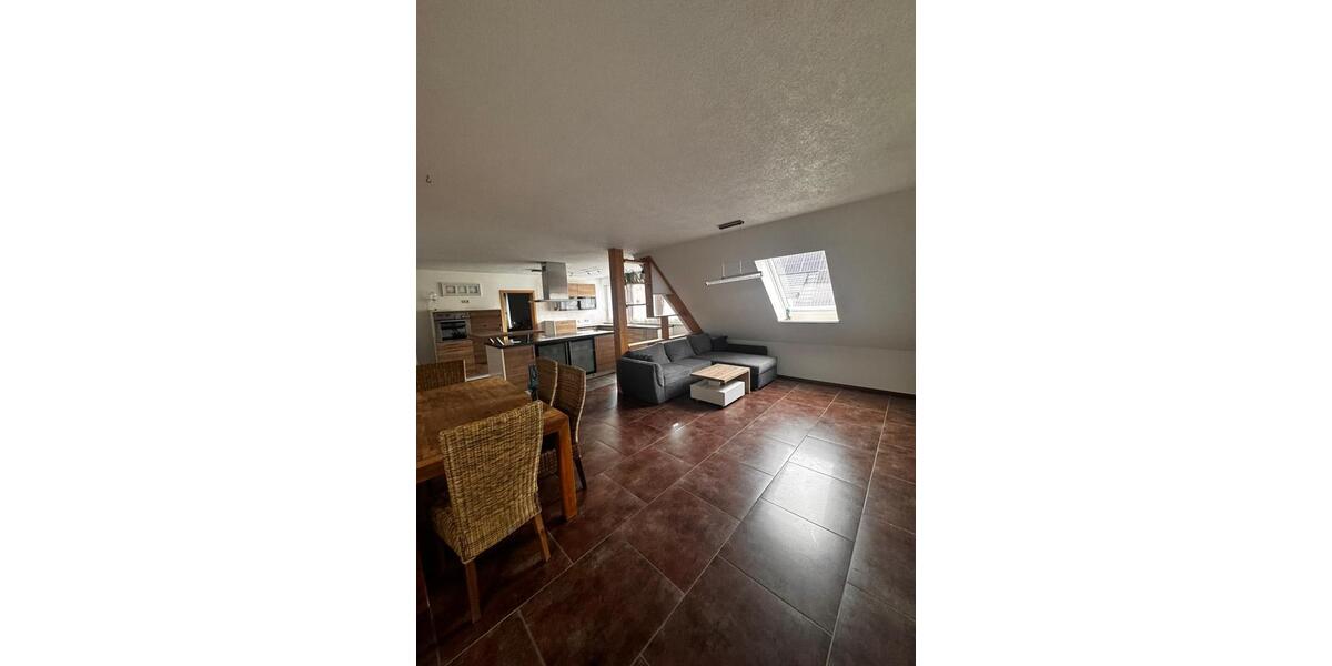 Etagenwohnung Schrobenhausen - 3 Zimmer, 100 m&sup2;, 1.100&euro; | Angebot:24779176