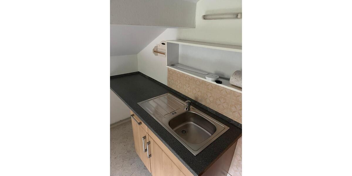 Dachgeschoßwohnung Eichstätt - 2 Zimmer, 37 m&sup2;, 450&euro; | Angebot:25843177