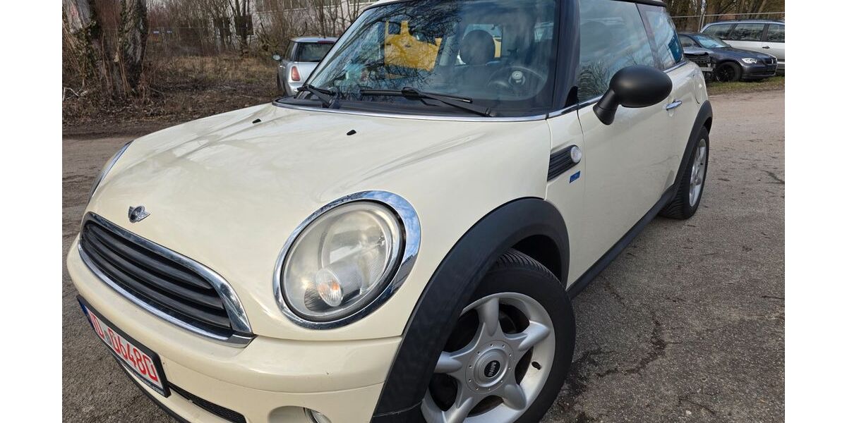 Mini ONE 205.000 km 2.399 &euro; Neuburg an der Donau 86633