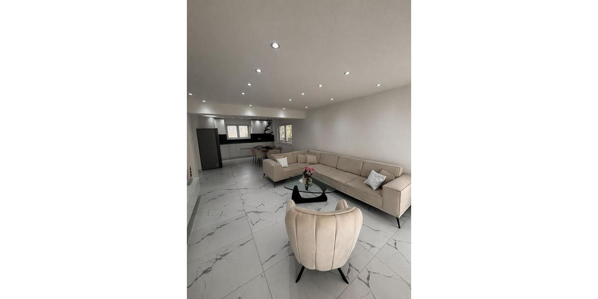 Erdgeschoßwohnung Stammham - 4 Zimmer, 115 m&sup2;, 420.000&euro; | Angebot:26289340