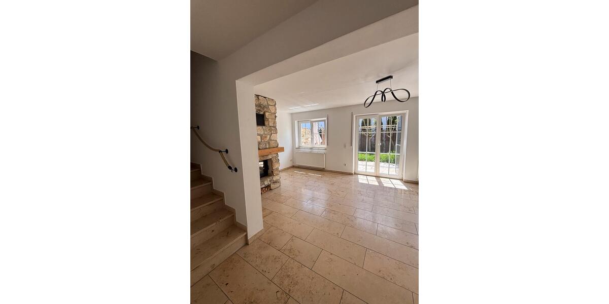 Doppelhaushälfte Denkendorf - 5 Zimmer, 135 m&sup2;, 469.000&euro; | Angebot:26599604
