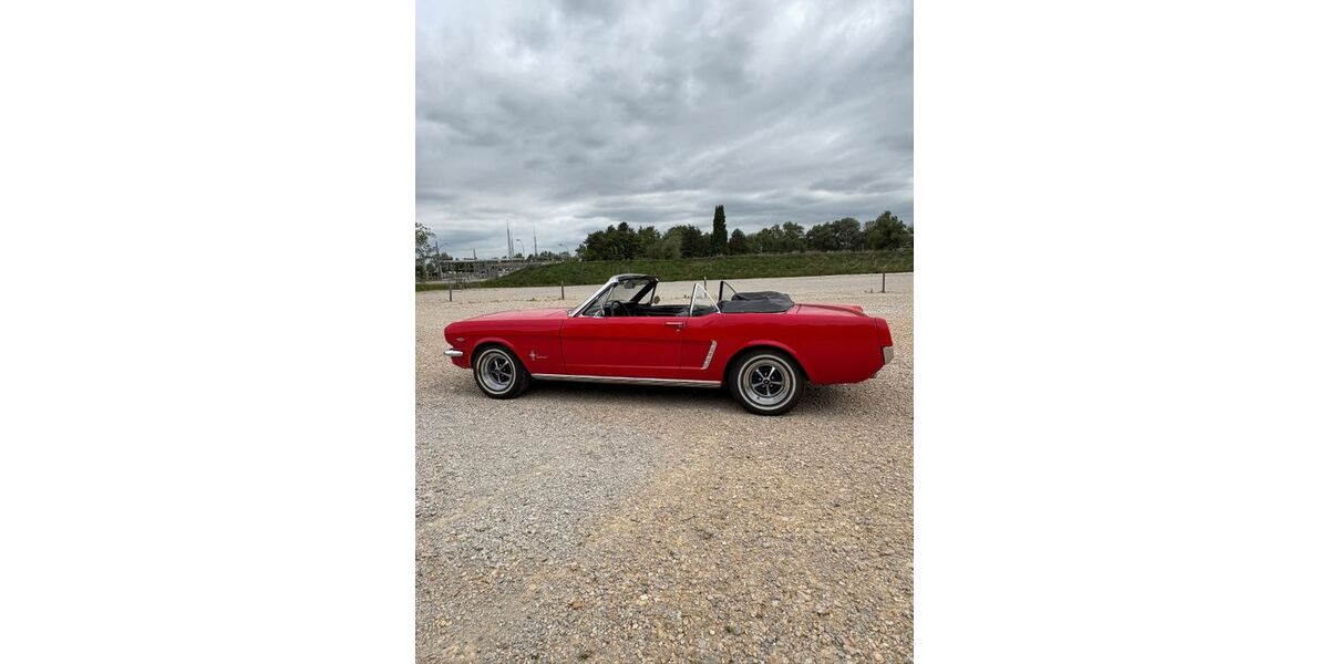 Ford Mustang 45.200 km 38.500 &euro; Neustadt a.d.Donau 93333