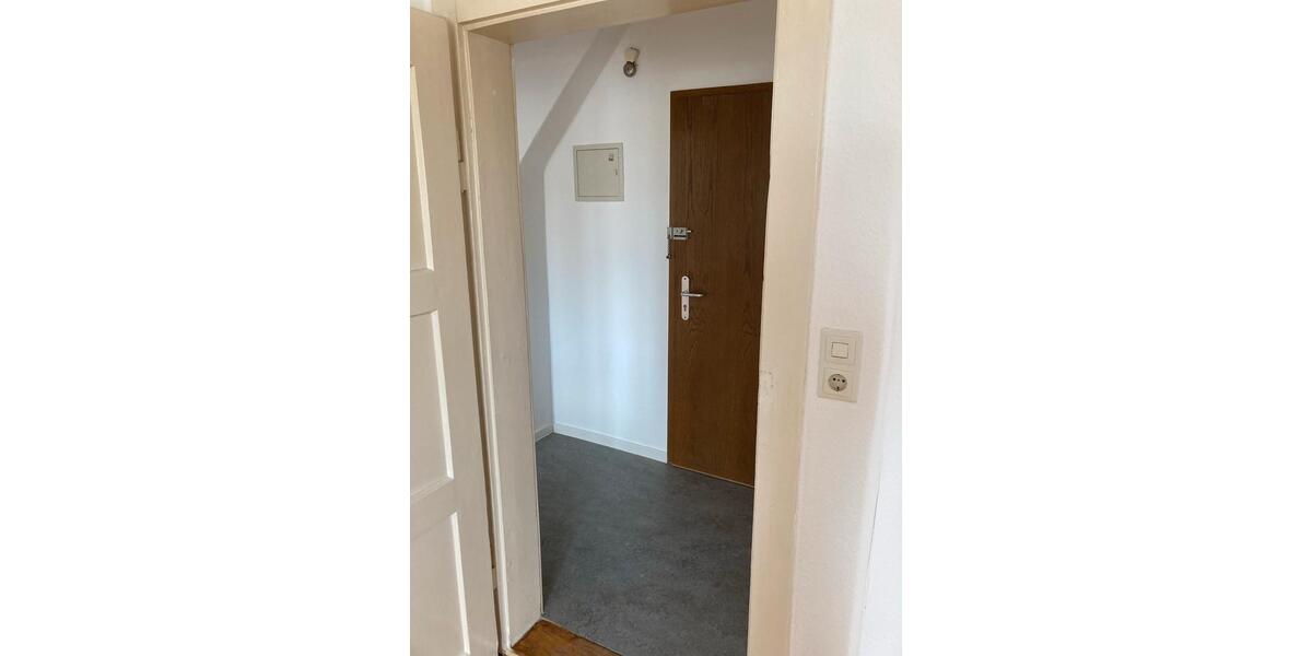 Dachgeschoßwohnung Ingolstadt Nordost - 2 Zimmer, 38 m&sup2;, 725&euro; | Angebot:25906799
