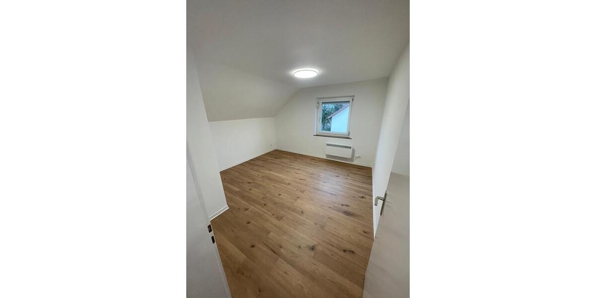 Etagenwohnung Ingolstadt Nordost - 3.5 Zimmer, 65 m&sup2;, 1.100&euro; | Angebot:26266134