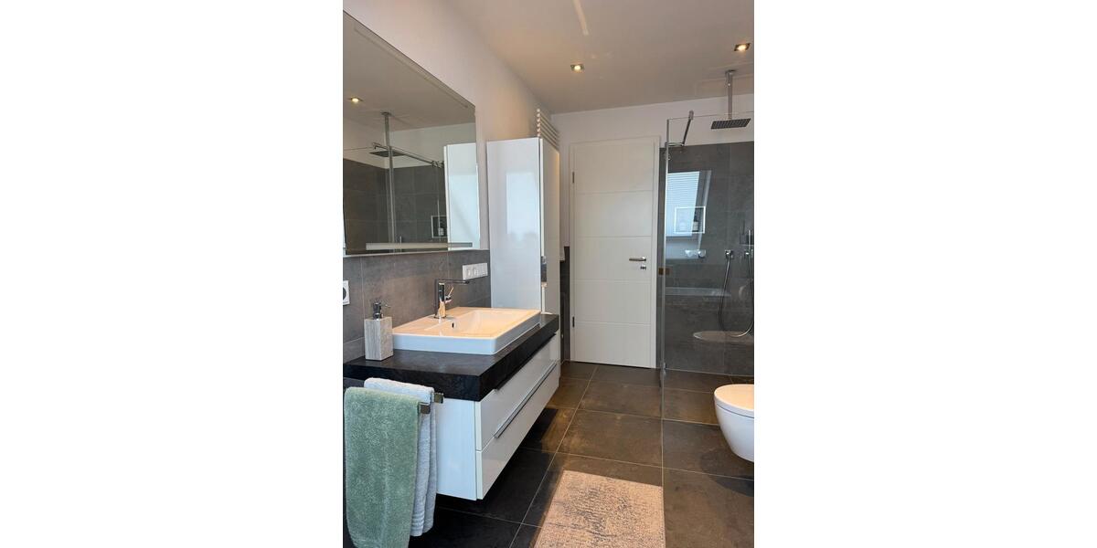 Dachgeschoßwohnung Geisenfeld - 3 Zimmer, 77 m&sup2;, 367.000&euro; | Angebot:27598348
