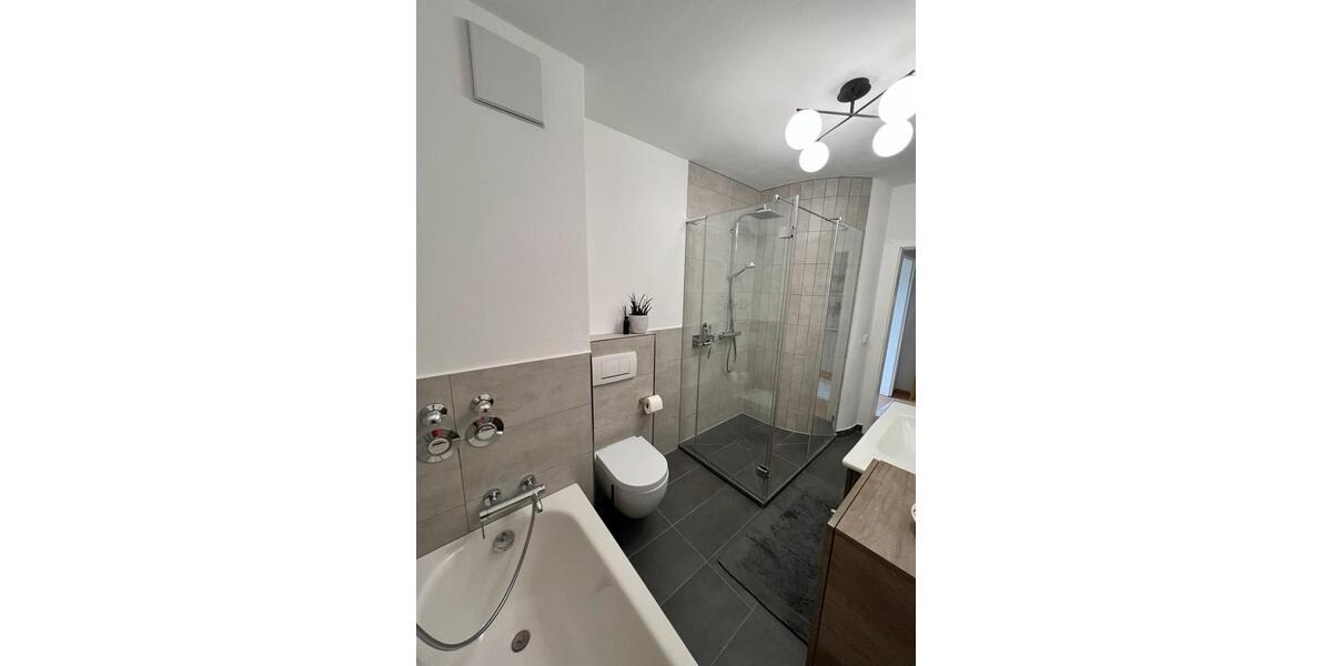 Maisonettenwohnung Kösching - 3 Zimmer, 104 m&sup2;, 1.300&euro; | Angebot:25614059