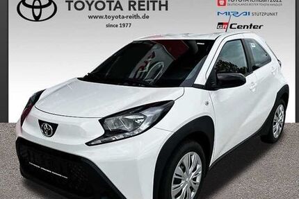 Toyota Aygo (X) 1.655 km 15.810 &euro; Ingolstadt 85055