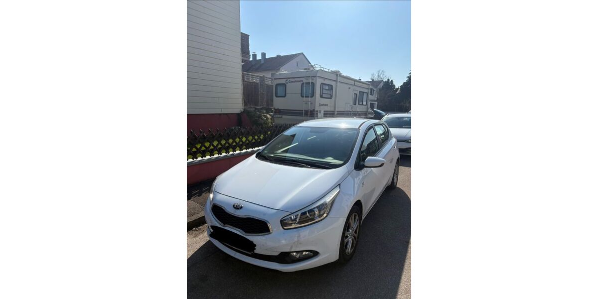 Kia ceed / Ceed 158.000 km 5.200 &euro; Manching 85077