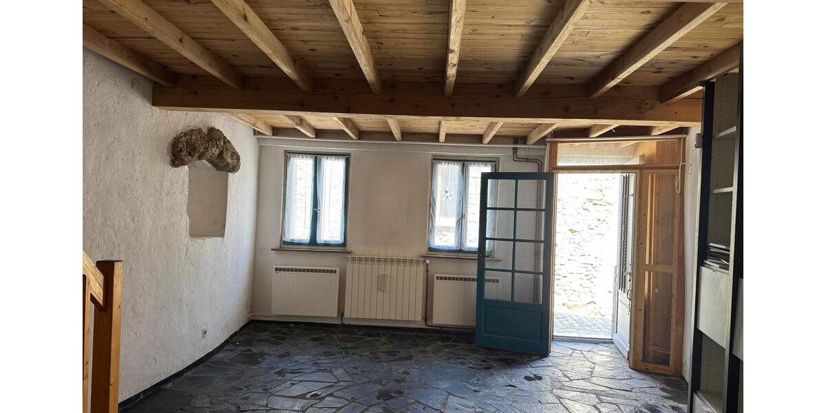 Einfamilienhaus Reichertshofen - 5 Zimmer, 128 m&sup2;, 143.000&euro; | Angebot:26955299