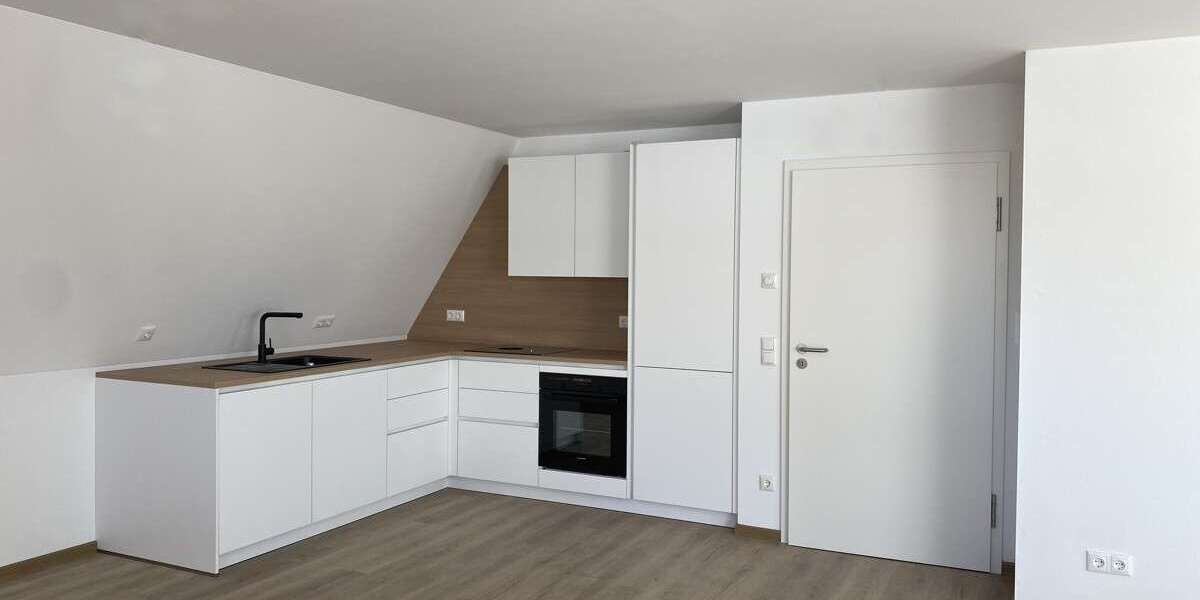 Etagenwohnung Schrobenhausen - 3 Zimmer, 100 m&sup2;, 1.000&euro; | Angebot:26511134