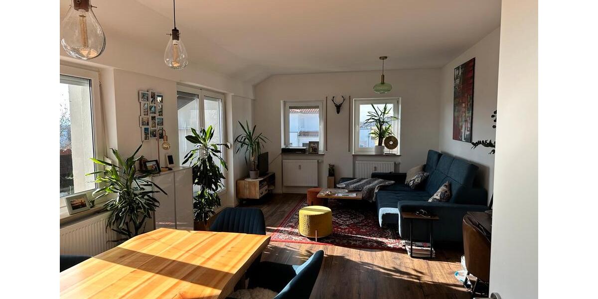 Dachgeschoßwohnung Ingolstadt - 3.5 Zimmer, 92 m&sup2;, 445.000&euro; | Angebot:25058171