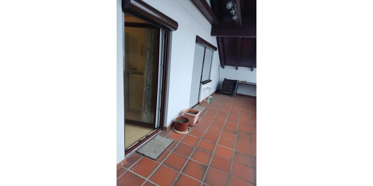 Dachgeschoßwohnung Wolnzach - 1 Zimmer, 12 m&sup2;, 32&euro; | Angebot:25148501