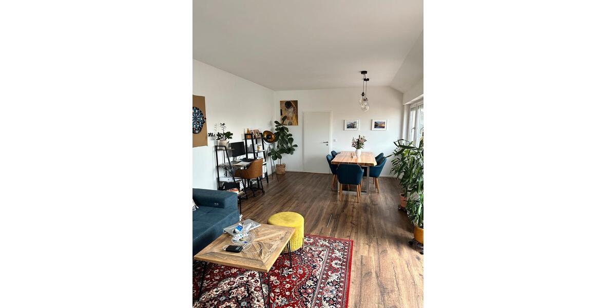 Dachgeschoßwohnung Ingolstadt - 3.5 Zimmer, 92 m&sup2;, 445.000&euro; | Angebot:25058171