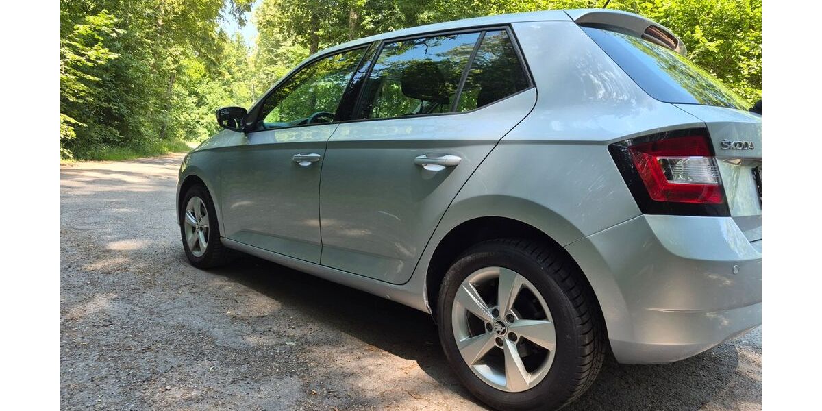 Skoda Fabia 34.000 km 10.399 &euro; Ingolstadt 85055