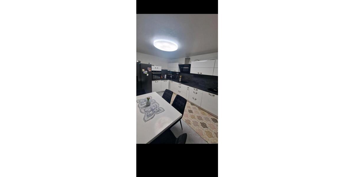 Etagenwohnung Neuburg an der Donau - 4 Zimmer, 95 m&sup2;, 305.000&euro; | Angebot:25843503