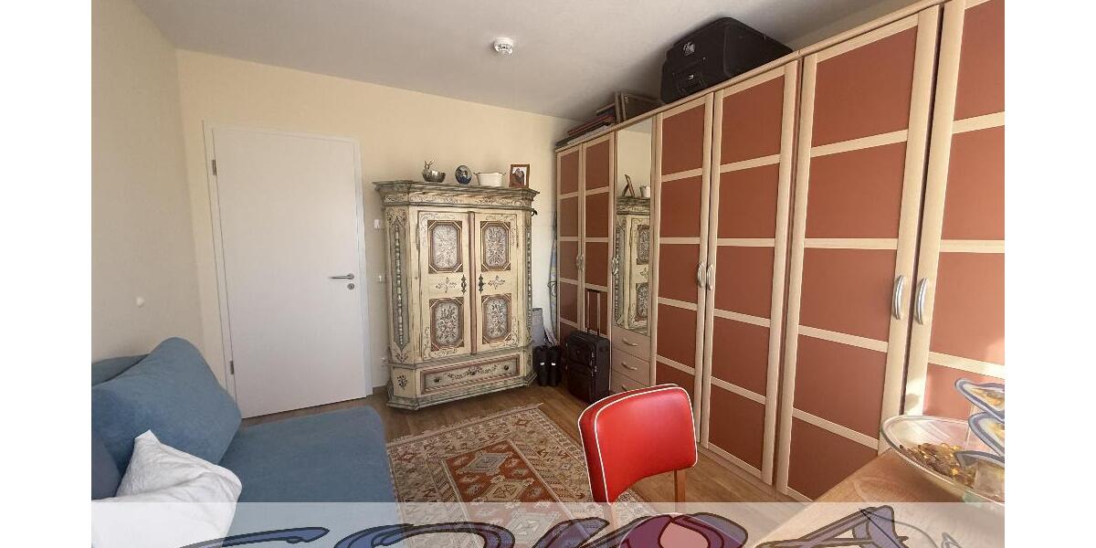 Hochwertige 4 Zimmer Wohnung mit Balkon und zwei Tiefgaragenstellplätzen in Neuburg - Ein Objekt von Ihrem Immobilienpartner SOWA Immobilien und Finanzen - 4- Neuburg | Angebot:25327020